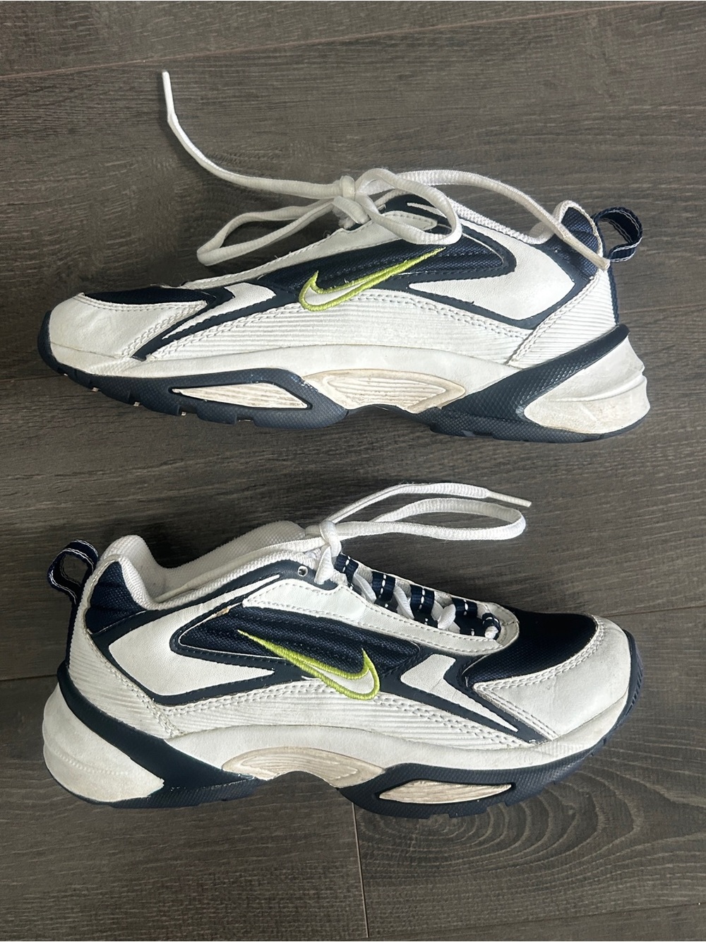 Vintage Y2K Nike Chunky Cross Trainer White Navy Volt Green 5.5Y / 6W
